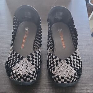 bernie mev. Black and Silver Woven Loafers 36